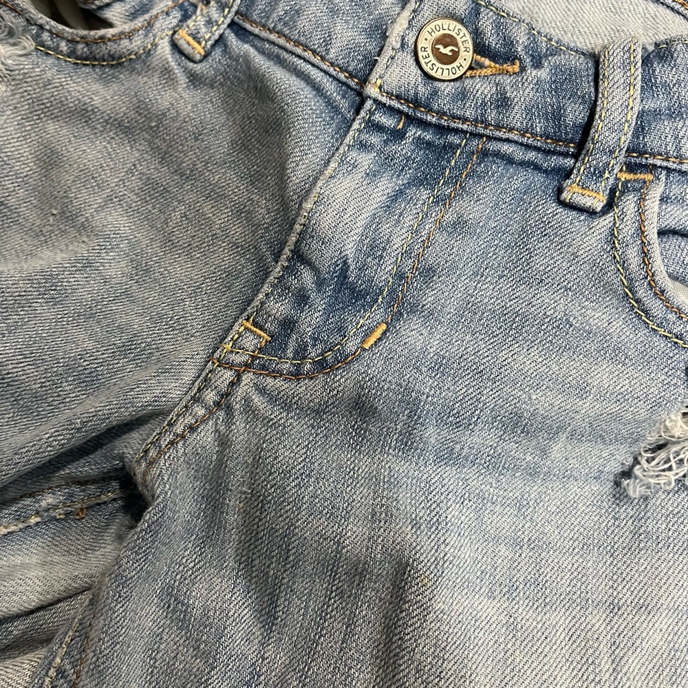 Hollister Light Blue Ripped - Picture 5 of 13
